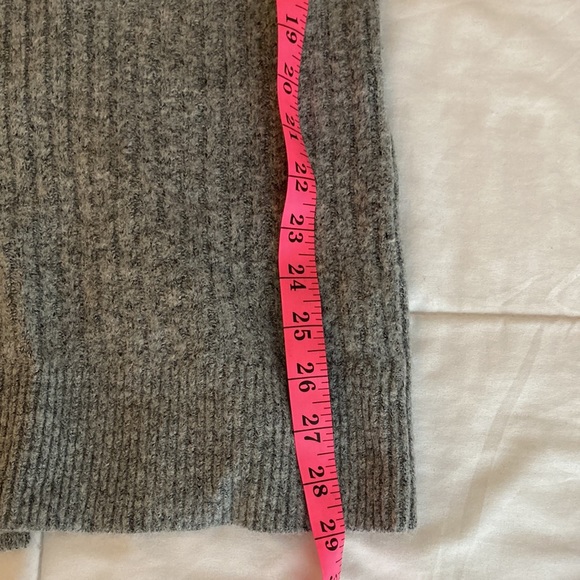 NWT H&M knit ribbed skirt - Picture 7 of 9